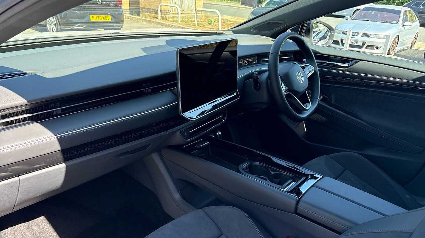 Volkswagen ID.7 210kW Match Pro 77kWh 5dr Auto Electric Hatchback